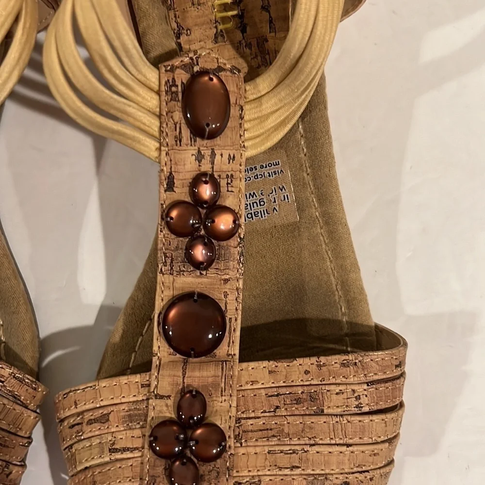 EAST 5th size 9 about 2 inch wedge sandals with embellishment and elastic - Picture 3 of 12